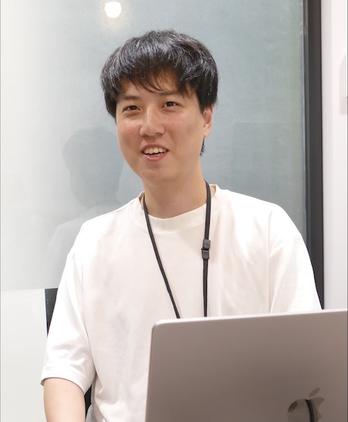 取材に応じる株式会社アダコテック プロダクト開発部のメンバー